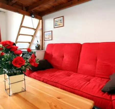 2 Steps From The Sea, Calm, Full Furnished דירה ניס
