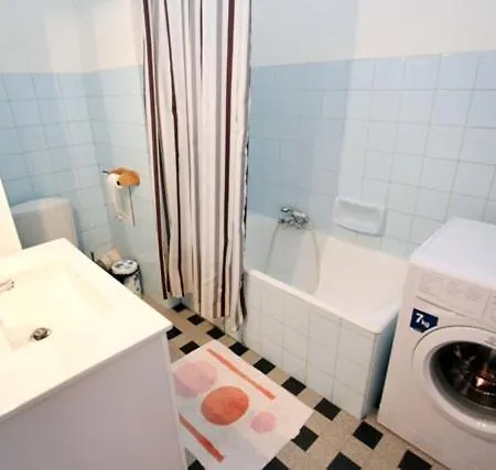 דירה 2 Steps From The Sea, Calm, Full Furnished *